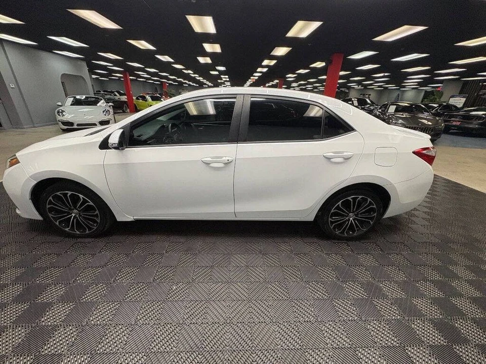 2015 Toyota Corolla 11th Gen - Image 6 of 31