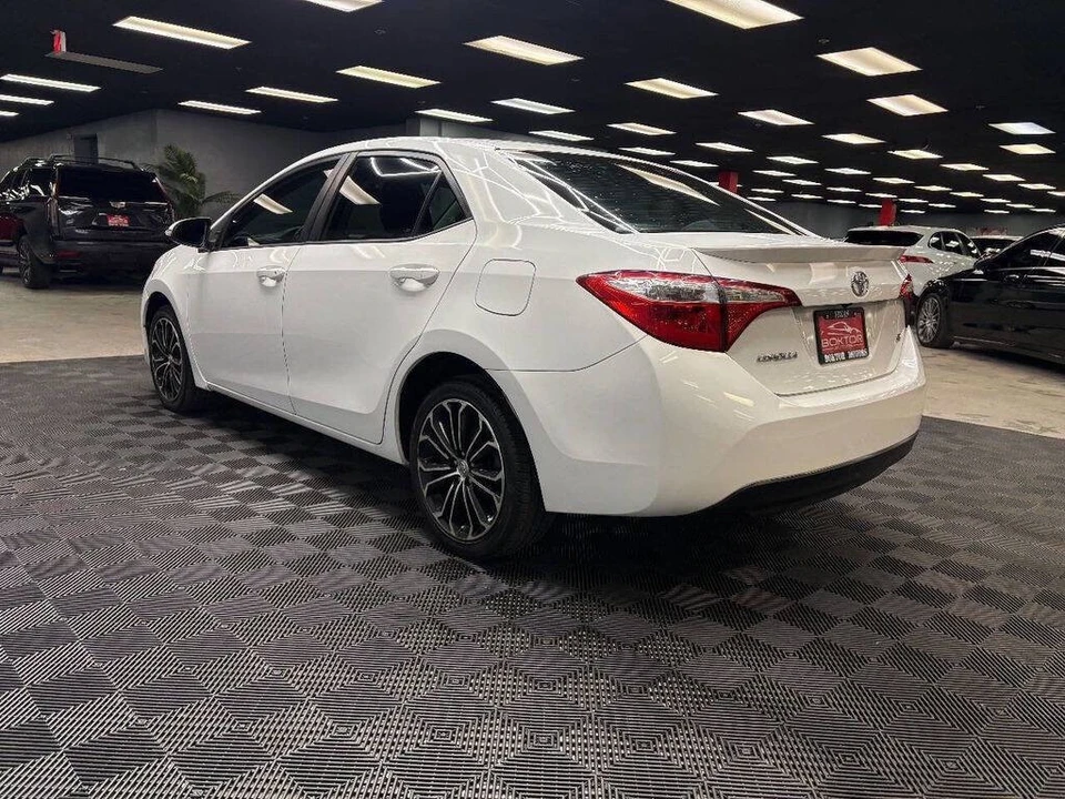 2015 Toyota Corolla 11th Gen - Image 7 of 31