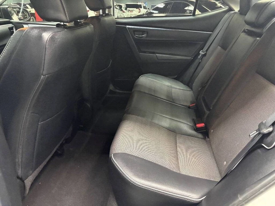 2015 Toyota Corolla 11th Gen - Image 30 of 31