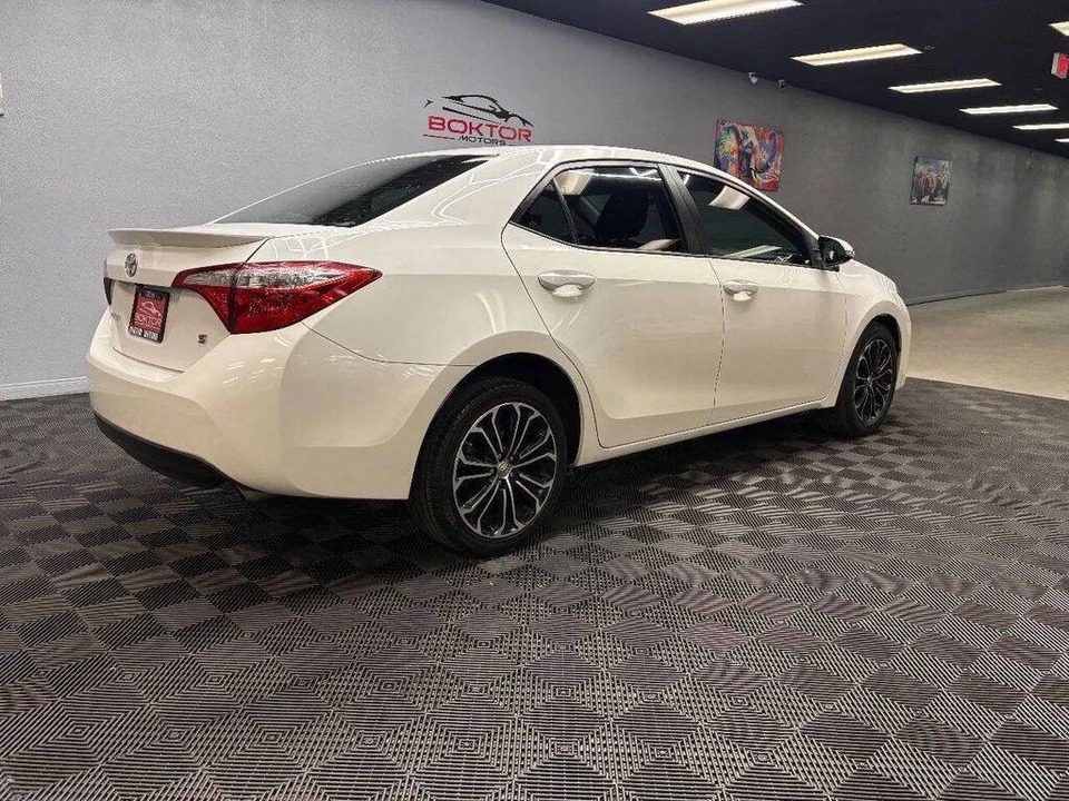 2015 Toyota Corolla 11th Gen - Image 9 of 31