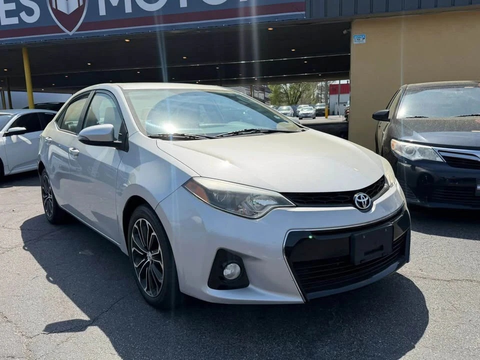 2015 Toyota Corolla 11th Gen - Image 2 of 7