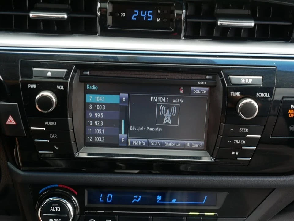 2015 Toyota Corolla 11th Gen - Image 10 of 10