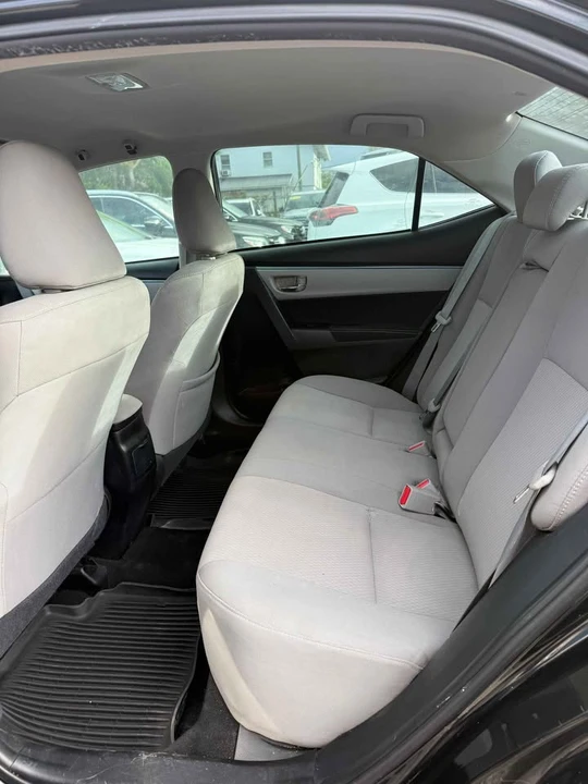 2015 Toyota Corolla 11th Gen - Image 13 of 16