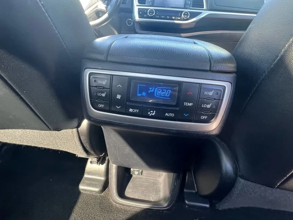 2015 Toyota Highlander - Image 5 of 14