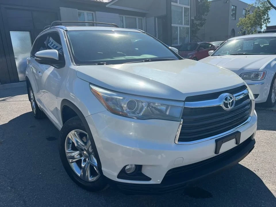 2015 Toyota Highlander - Image 2 of 14