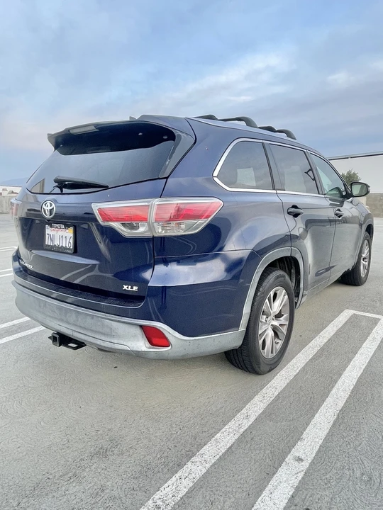 2015 Toyota Highlander - Image 7 of 14