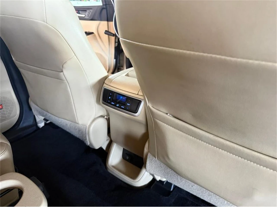 2015 Toyota Highlander - Image 25 of 30