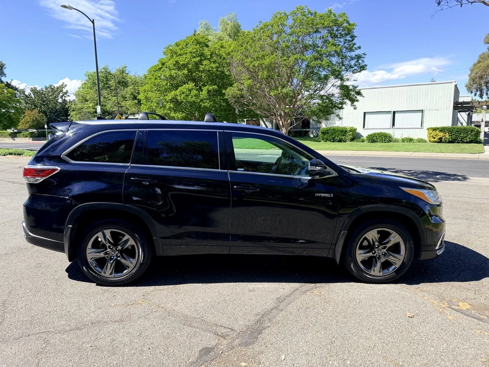 2015 Toyota Highlander - Image 4 of 17