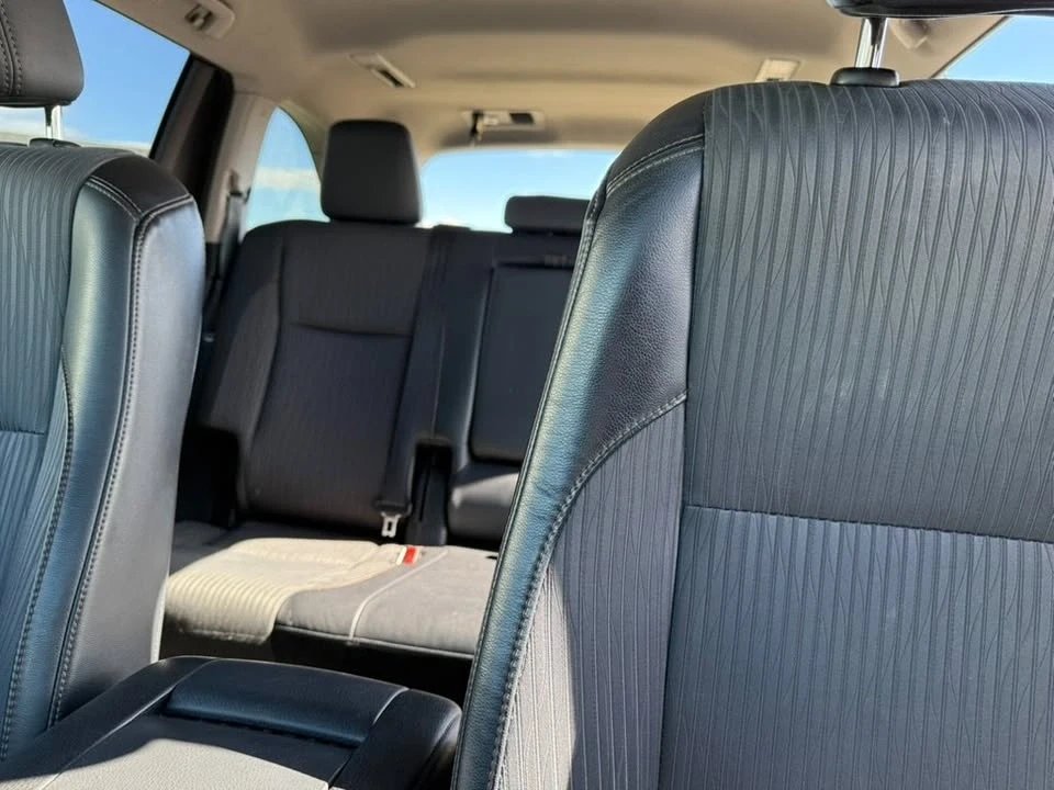 2015 Toyota Highlander - Image 11 of 17