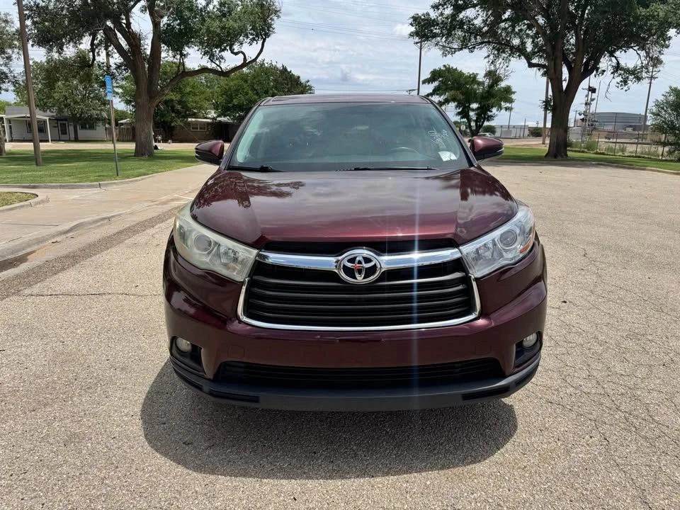 2015 Toyota Highlander - Image 2 of 16