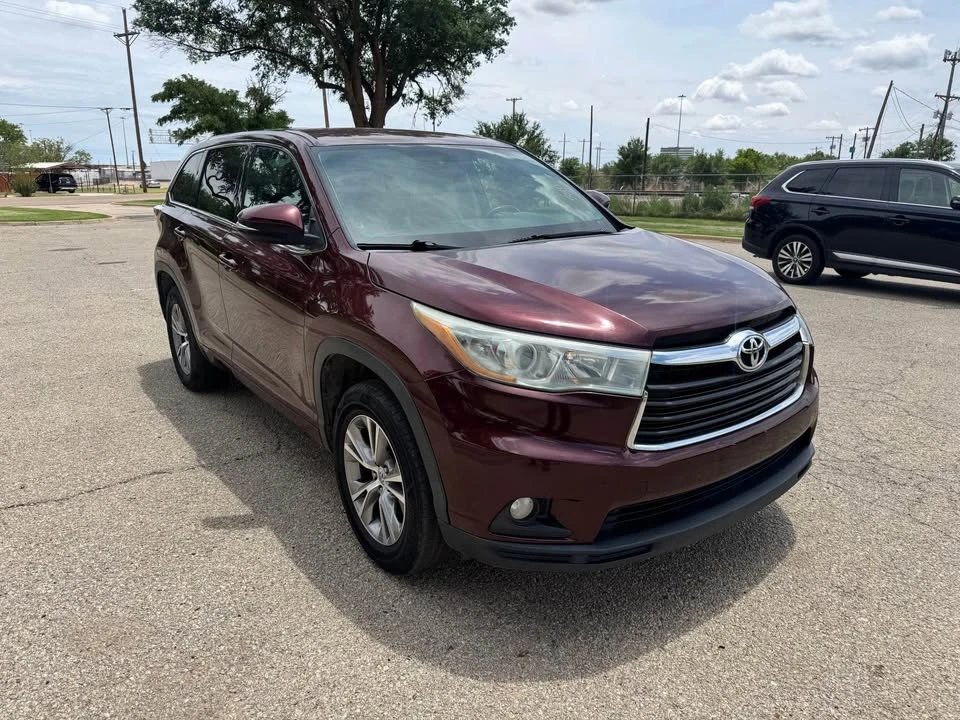 2015 Toyota Highlander - Image 3 of 16