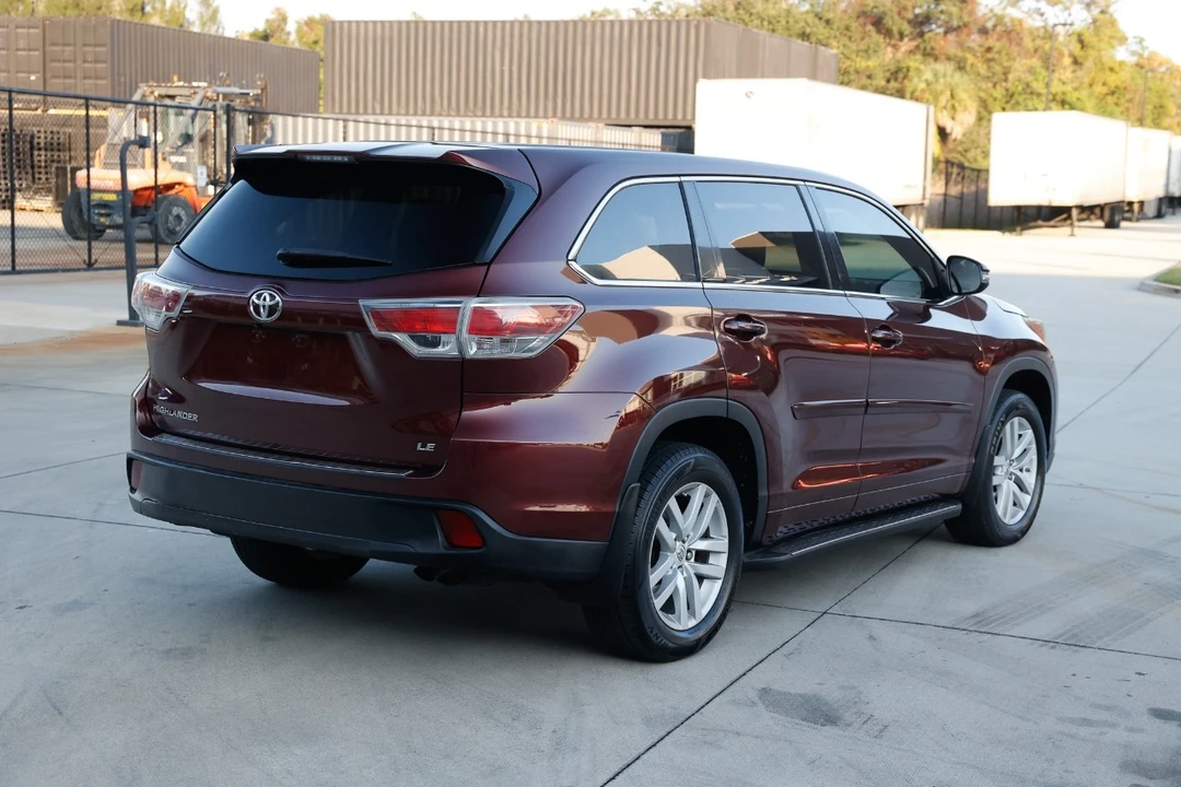 2015 Toyota Highlander - Image 12 of 12