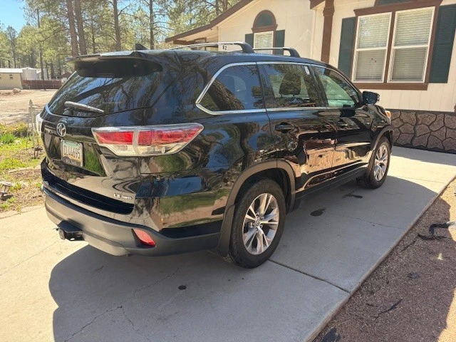 2015 Toyota Highlander - Image 4 of 16