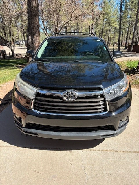 2015 Toyota Highlander - Image 2 of 16
