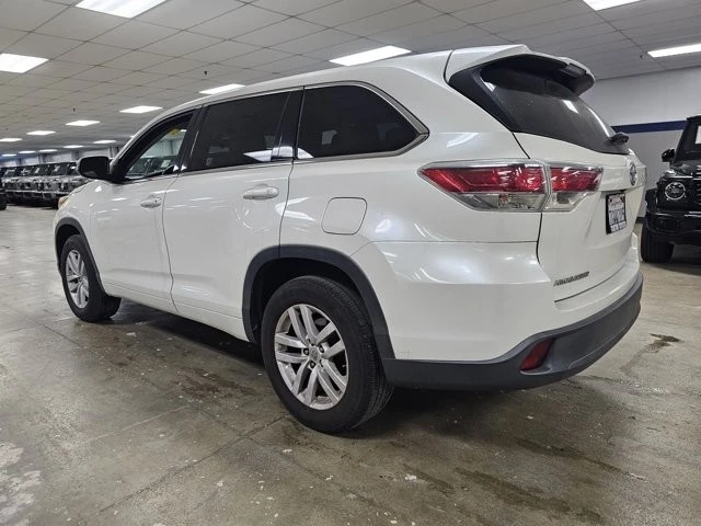 2015 Toyota Highlander - Image 3 of 12