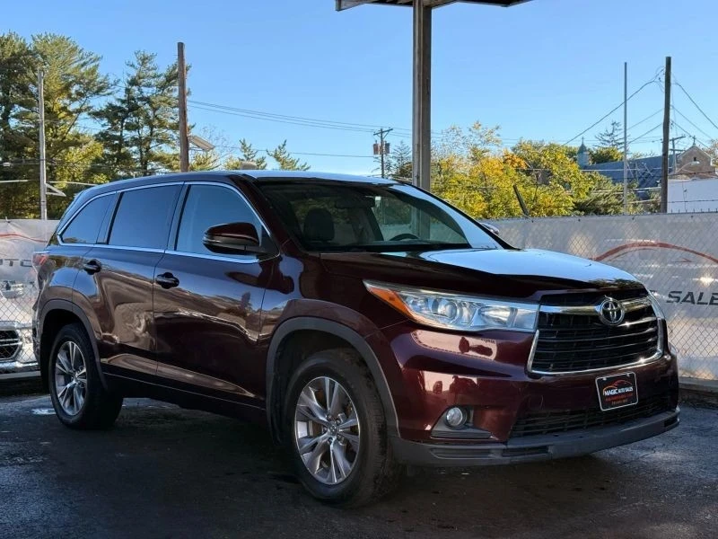 2015 Toyota Highlander - Image 6 of 12