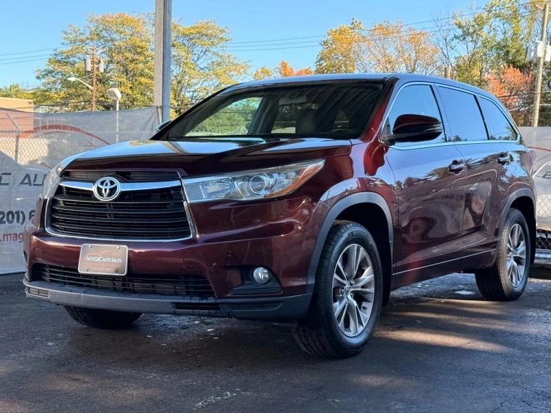 2015 Toyota Highlander - Image 3 of 12