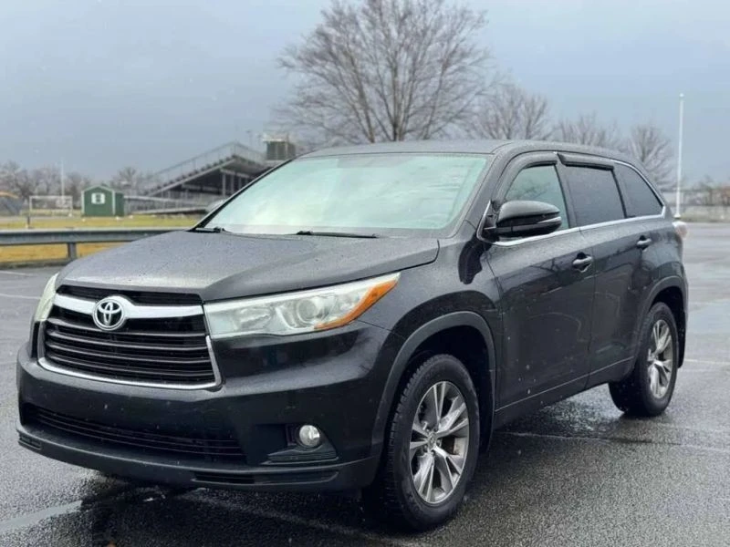 2015 Toyota Highlander - Image 2 of 12