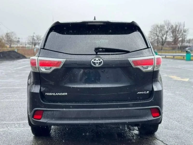 2015 Toyota Highlander - Image 6 of 12