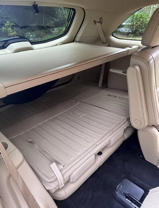 2015 Toyota Highlander - Image 14 of 21