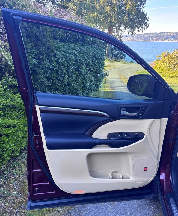 2015 Toyota Highlander - Image 21 of 21