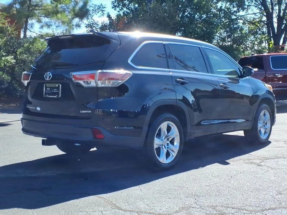 2015 Toyota Highlander - Image 14 of 16