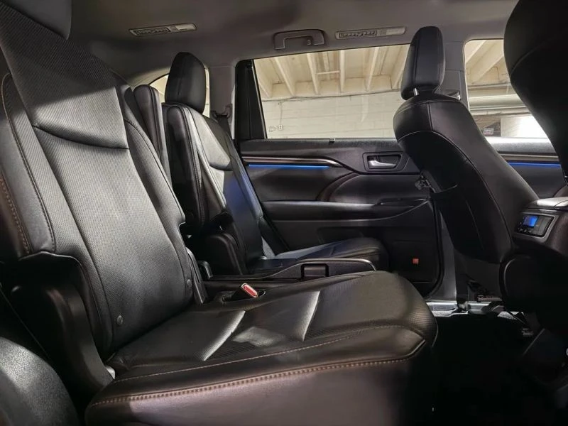 2015 Toyota Highlander - Image 12 of 12