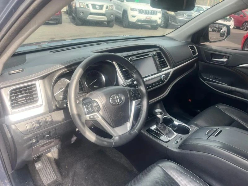 2015 Toyota Highlander - Image 12 of 12