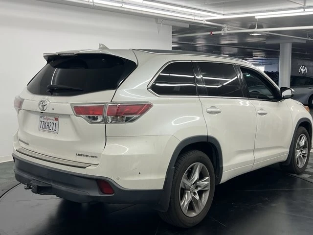 2015 Toyota Highlander - Image 4 of 8