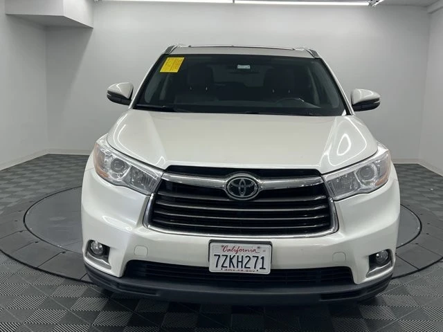 2015 Toyota Highlander - Image 6 of 8