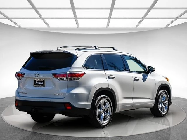 2015 Toyota Highlander - Image 4 of 12