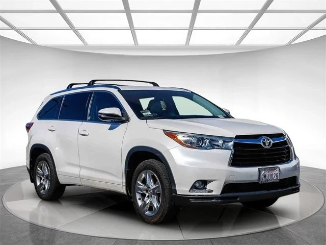 2015 Toyota Highlander - Image 4 of 12