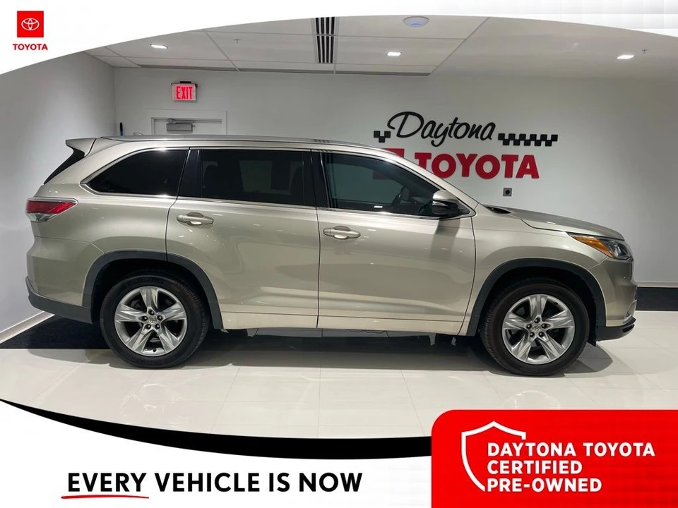 2015 Toyota Highlander - Image 7 of 10