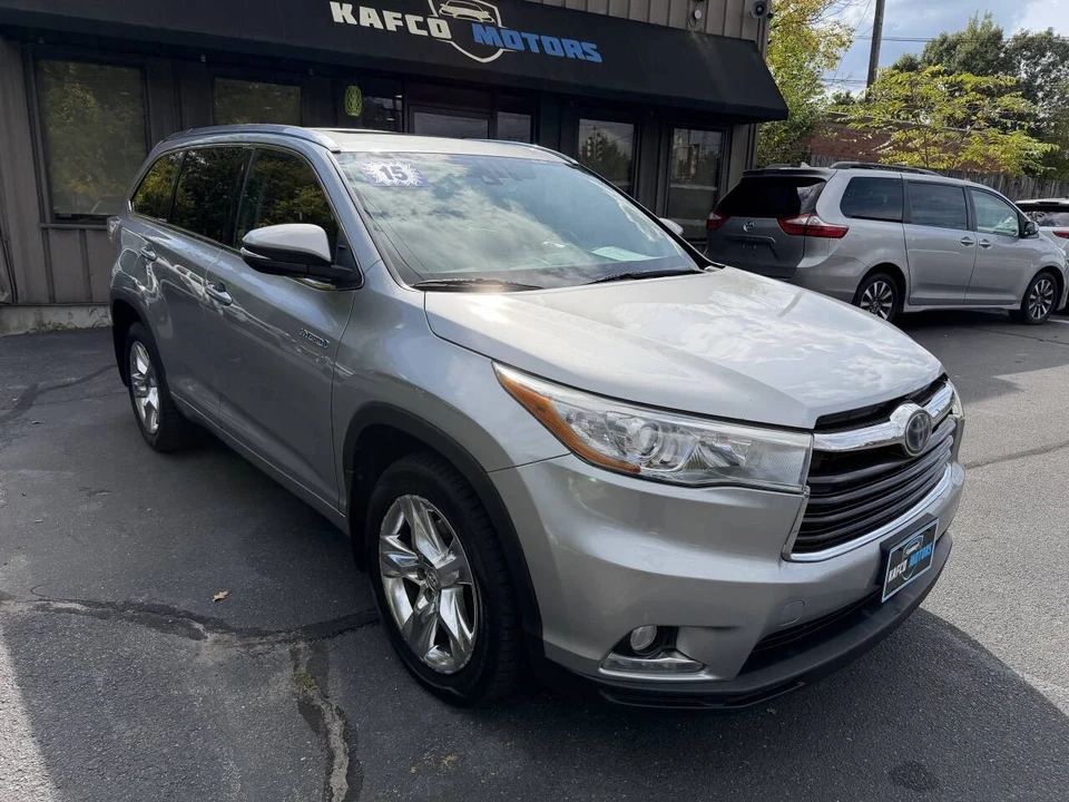 2015 Toyota Highlander - Image 19 of 21