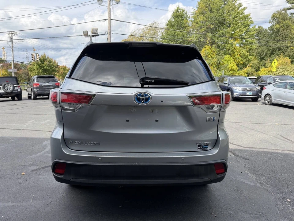 2015 Toyota Highlander - Image 11 of 21