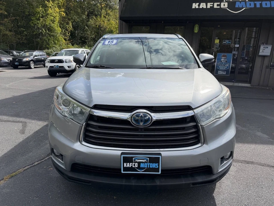 2015 Toyota Highlander - Image 2 of 21