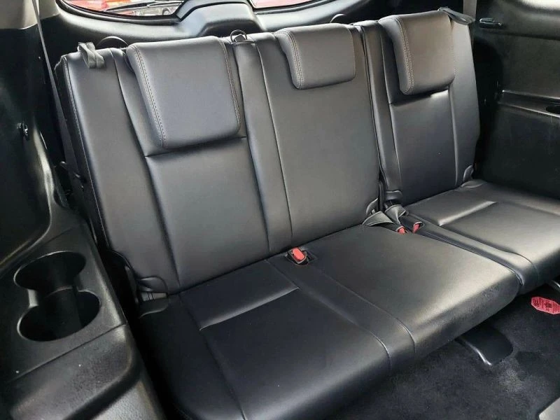2015 Toyota Highlander - Image 10 of 12