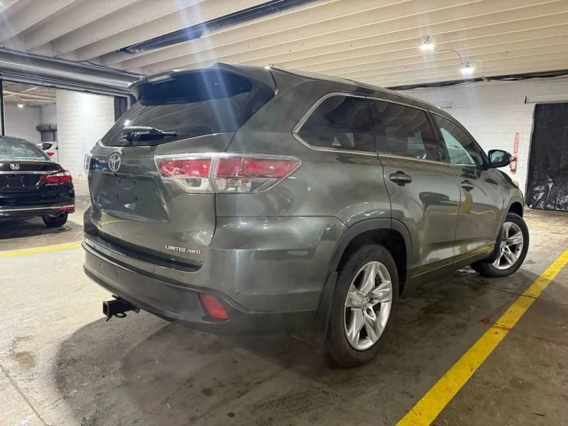 2015 Toyota Highlander - Image 4 of 12