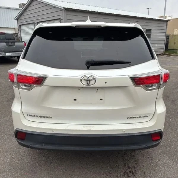 2015 Toyota Highlander - Image 7 of 12