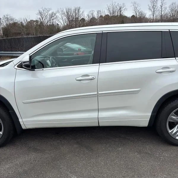 2015 Toyota Highlander - Image 4 of 12