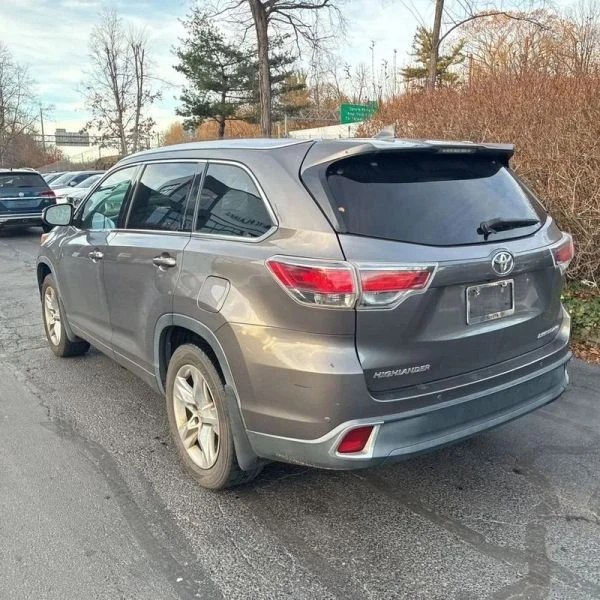 2015 Toyota Highlander - Image 5 of 12