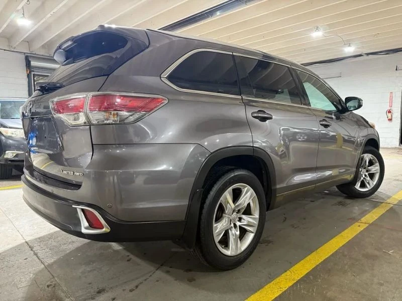 2015 Toyota Highlander - Image 4 of 12