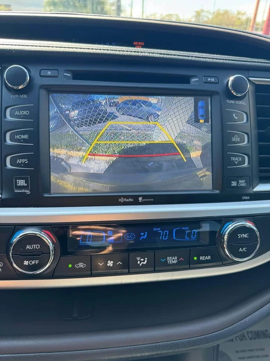 2015 Toyota Highlander - Image 20 of 20