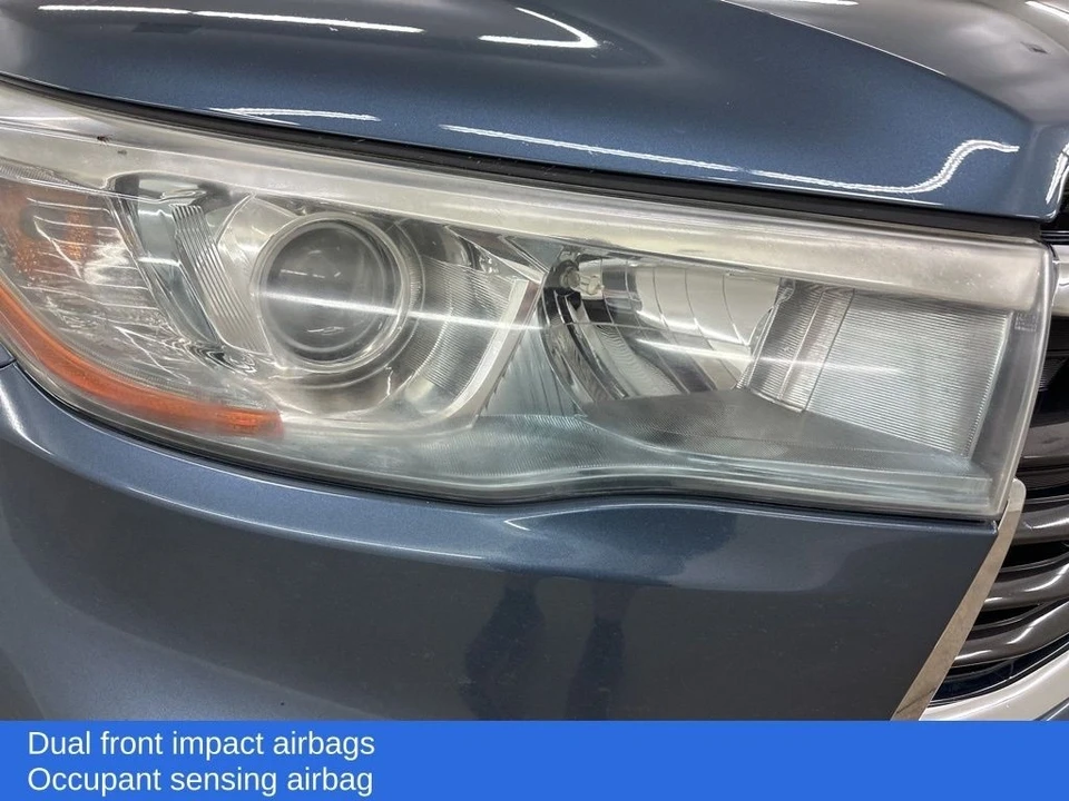 2015 Toyota Highlander - Image 14 of 21