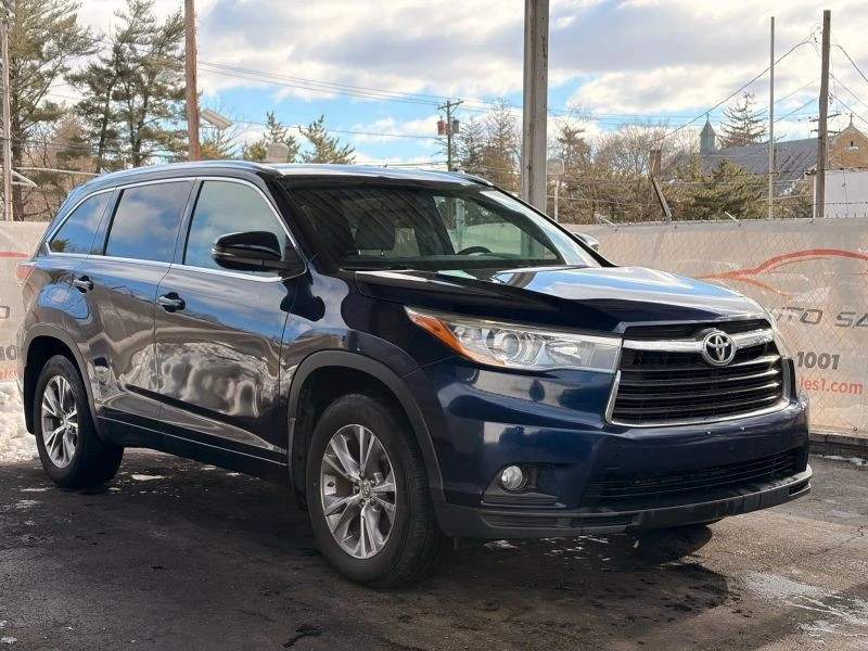 2015 Toyota Highlander - Image 6 of 12