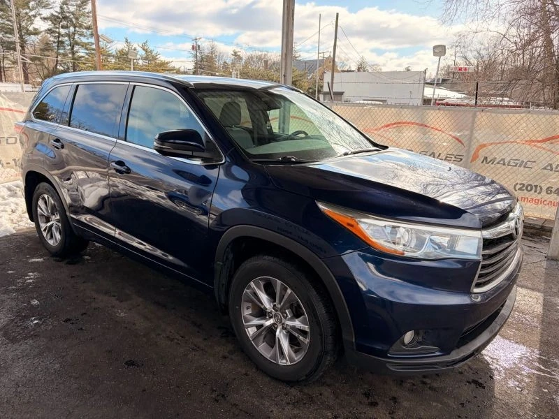 2015 Toyota Highlander - Image 7 of 12