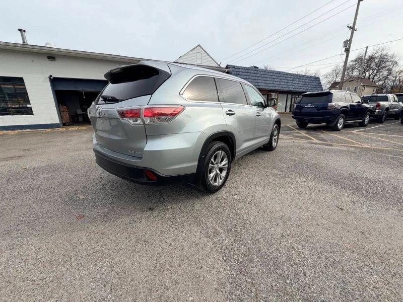 2015 Toyota Highlander - Image 12 of 12