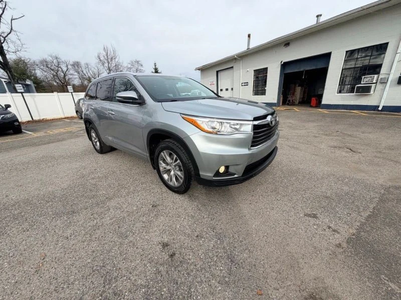 2015 Toyota Highlander - Image 5 of 12