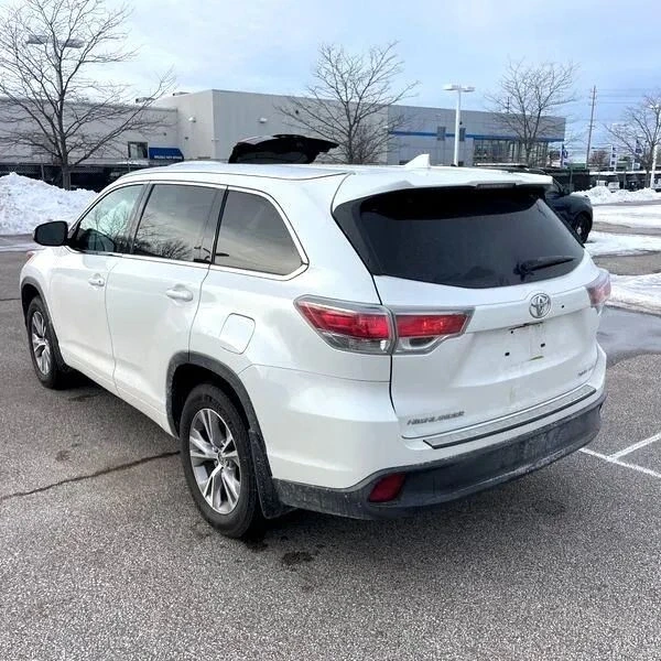 2015 Toyota Highlander - Image 3 of 12