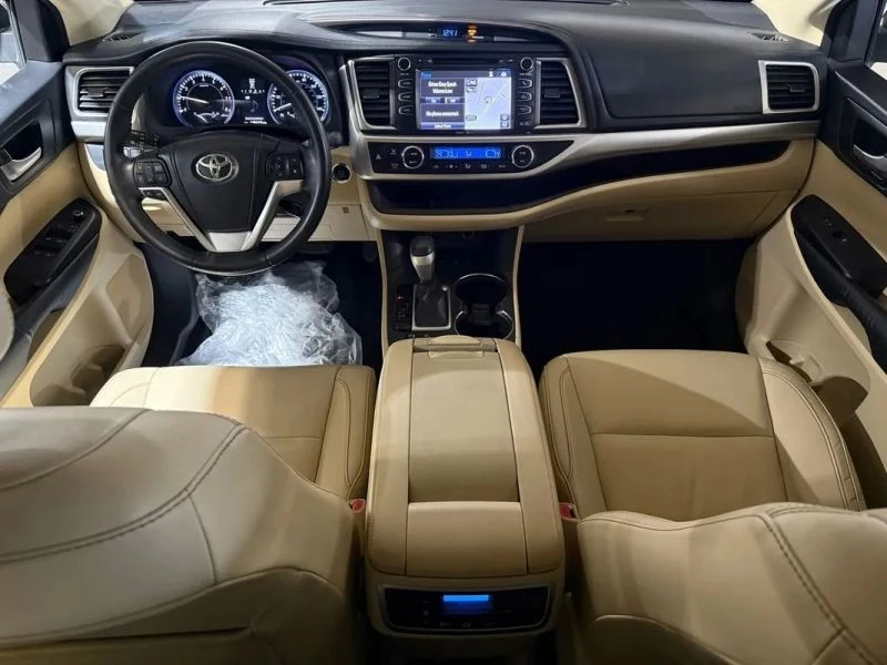 2015 Toyota Highlander - Image 7 of 12